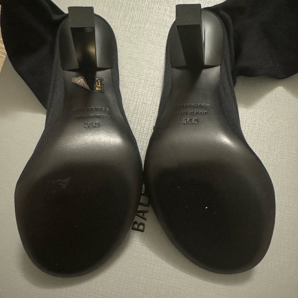 Brand new authentic Balenciaga “Tight Bootie” - Picture 3 of 4
